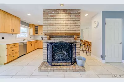 12543 Merrick Drive, Saint Louis, MO 63146 - Photo 12