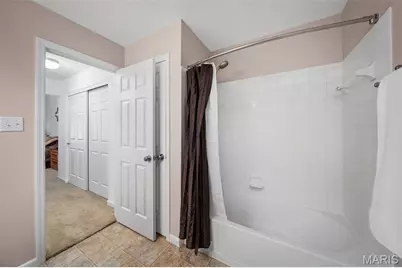 17 Belmonte Court, Lake Saint Louis, MO 63368 - Photo 18