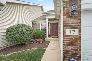 17 Belmonte Ct, Lake Saint Louis, MO 63368 - Photo 2