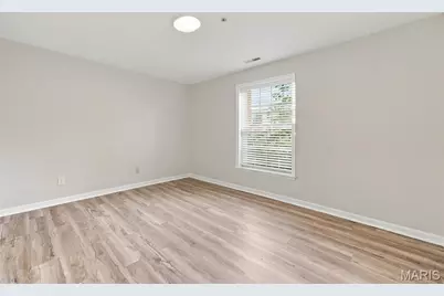 660 Materdie Lane #104, Florissant, MO 63031 - Photo 18