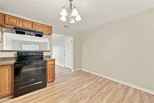 660 Materdie Ln, Florissant, MO 63031 - Photo 12