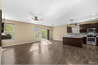 664 Wilmer Meadow Drive, Wentzville, MO 63385 - Photo 8