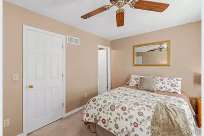 4964 Sunset Oaks Lane, Saint Louis, MO 63128 - Photo 40