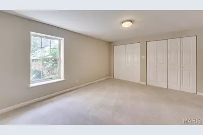 7421 Kenrick Pointe Drive, Shrewsbury, MO 63119 - Photo 34