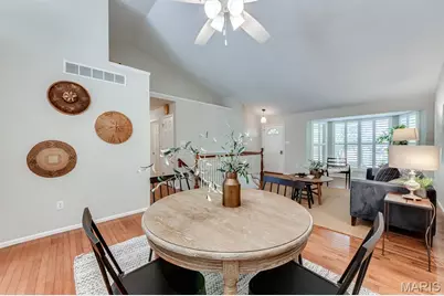 7421 Kenrick Pointe Drive, Shrewsbury, MO 63119 - Photo 10