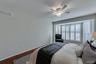 7421 Kenrick Pointe Dr, Shrewsbury, MO 63119 - Photo 22