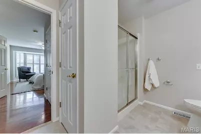 7421 Kenrick Pointe Drive, Shrewsbury, MO 63119 - Photo 24