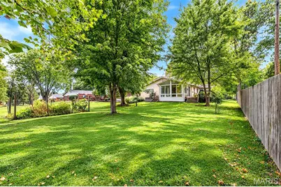 1512 Polaris Drive, Ballwin, MO 63011 - Photo 44