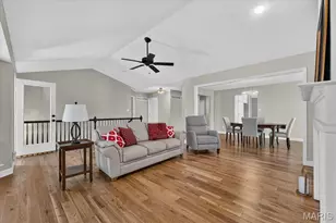15425 Braefield Dr, Chesterfield, MO 63017 - Photo 12