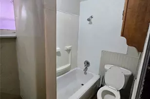 3922 Minnesota Ave, Saint Louis, MO 63118 - Photo 12
