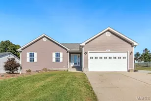 603 Meadow Oaks Dr, Saint Clair, MO 63077 - Photo 1