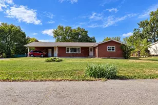 615 3rd St, Warrenton, MO 63383 - Photo 1