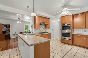 669 Marshall Ave, Webster Groves, MO 63119 - Photo 10