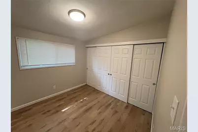 8410 Bayberry Drive, Berkeley, MO 63134 - Photo 12