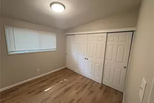 8410 Bayberry Dr, Berkeley, MO 63134 - Photo 12
