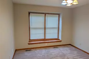 24 Huntington Pkwy, Saint Charles, MO 63301 - Photo 22
