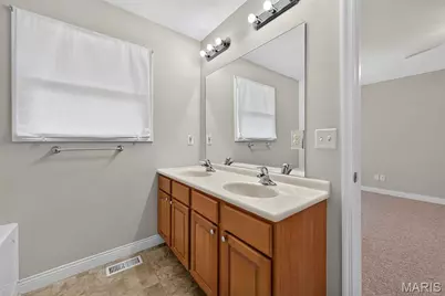 384-386 Shadow Pines Drive, Wentzville, MO 63385 - Photo 26