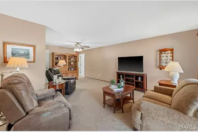 854 La Bonne Parkway, Manchester, MO 63021 - Photo 4