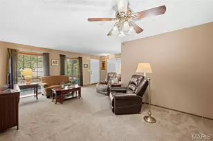 854 La Bonne Pkwy, Manchester, MO 63021 - Photo 8