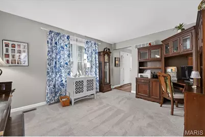 5 Cloverhill Court, Saint Charles, MO 63376 - Photo 6