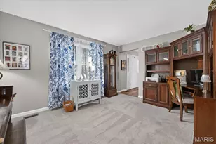 5 Cloverhill Ct, Saint Charles, MO 63376 - Photo 6