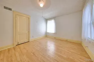3056 Bellerive Dr, Bel-Nor, MO 63121 - Photo 28