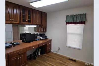 1760 Layven Avenue, Florissant, MO 63031 - Photo 8