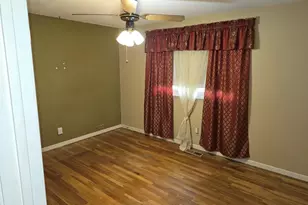1760 Layven Ave, Florissant, MO 63031 - Photo 6