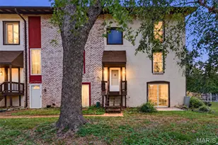 314 Carmel Woods Dr, Ellisville, MO 63021 - Photo 1