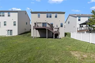 184 Berry Manor Cir, Saint Peters, MO 63376 - Photo 36
