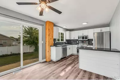 15 Laura Hill Road, Saint Peters, MO 63376 - Photo 6