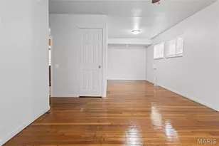 261 Glen Garry Rd, Saint Louis, MO 63137 - Photo 14