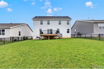 1661 Woods Mill Drive, Wentzville, MO 63385 - Photo 6