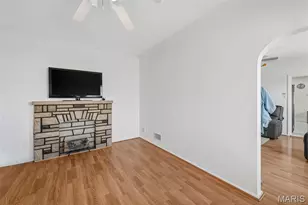 7254 Gravois Ave, Saint Louis, MO 63116 - Photo 12
