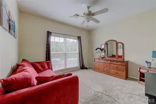 37 Kassebaum Ln, Saint Louis, MO 63129 - Photo 6