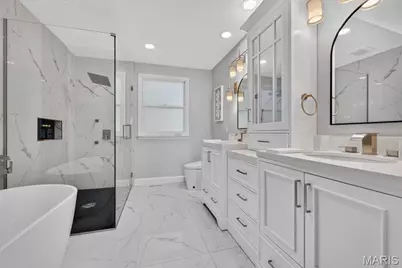 10419 Capitol Place, Saint Louis, MO 63131 - Photo 24