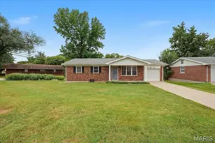 637 Norma Dr, Saint Charles, MO 63301 - Photo 1