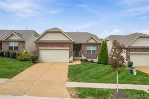 1247 Emerald Gardens Dr, Saint Peters, MO 63376 - Photo 1