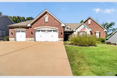 223 Lone Wolf Drive, Festus, MO 63028 - Photo 2