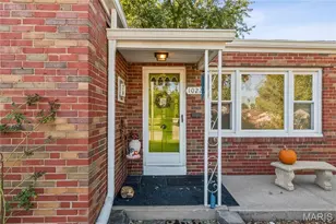 10227 Burdeau Ln, Overland, MO 63114 - Photo 8