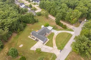 28 Hawthorne Dr, Warrenton, MO 63383 - Photo 50