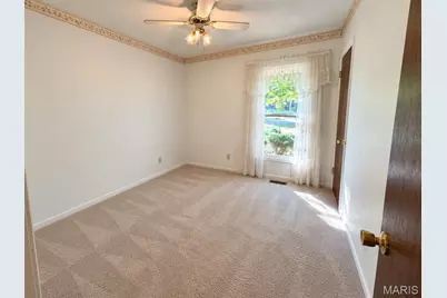 202 Kingsway Street, Farmington, MO 63640 - Photo 8