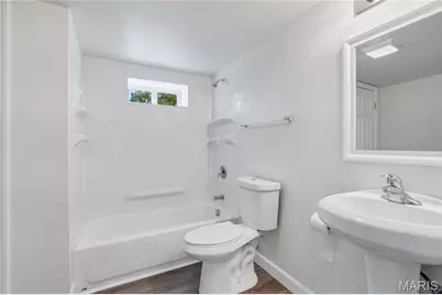1326 Leroy Avenue, Normandy, MO 63133 - Photo 22