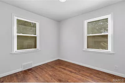 1326 Leroy Avenue, Normandy, MO 63133 - Photo 8