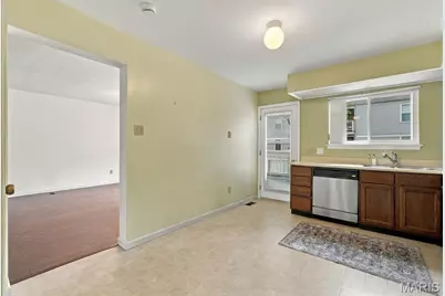5319 N Kenrick Parke Drive, Shrewsbury, MO 63119 - Photo 16