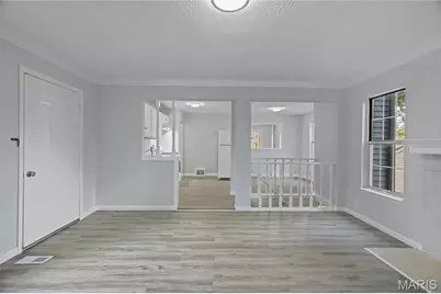 10171 Newbold Drive, Saint Louis, MO 63137 - Photo 14