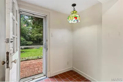 7570 Stanford Avenue, University City, MO 63130 - Photo 38