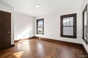6908 Robbins Ave, Saint Louis, MO 63133 - Photo 8