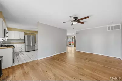540 Coachway Lane, Hazelwood, MO 63042 - Photo 16