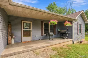 2899 Old Hwy 66, Bourbon, MO 65441 - Photo 2